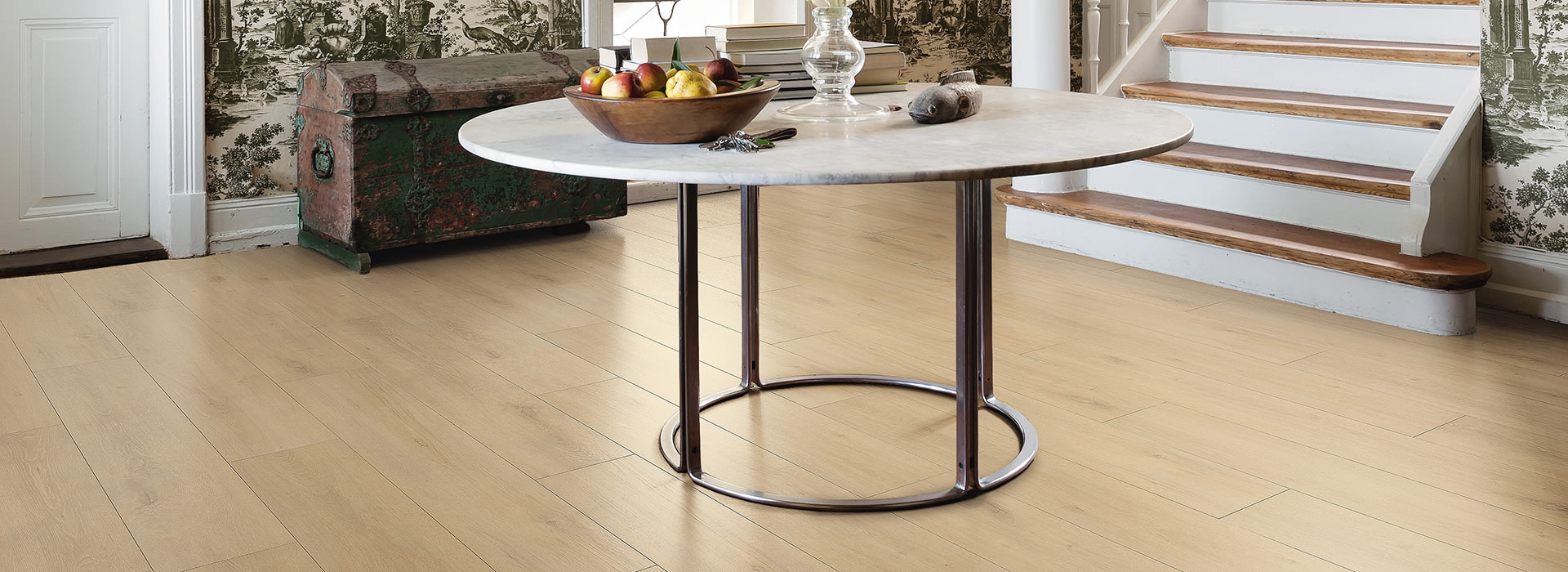 Ламинат Haro Tritty 100 Campus 4V Дуб Юбилейный Пуро 534455 фото в интерьере